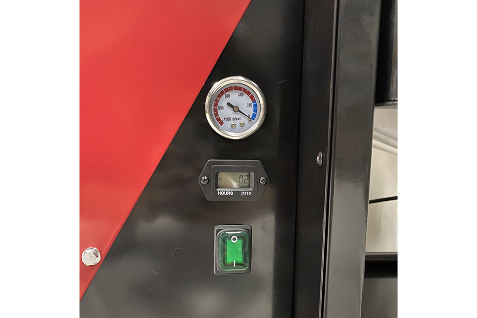 Single Motor Vacuum, G12